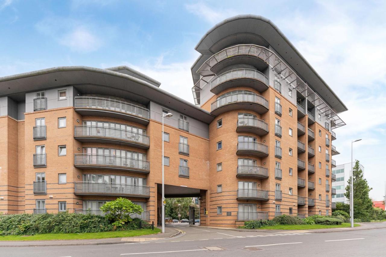 Riley House Spacious City Apartment Coventry Exterior foto
